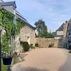 La Ferme Aux Fleurs Bed & Breakfast